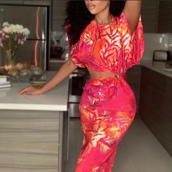 🌺Tropical Midi Dress🌺 - Picture 4 of 5